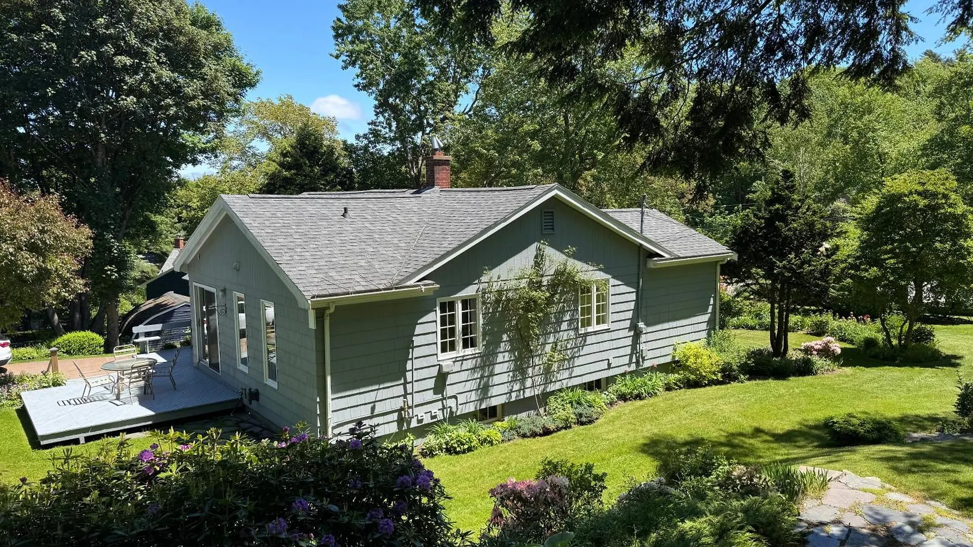Nostalgic Enchanting Home Halifax 0*,  Canada